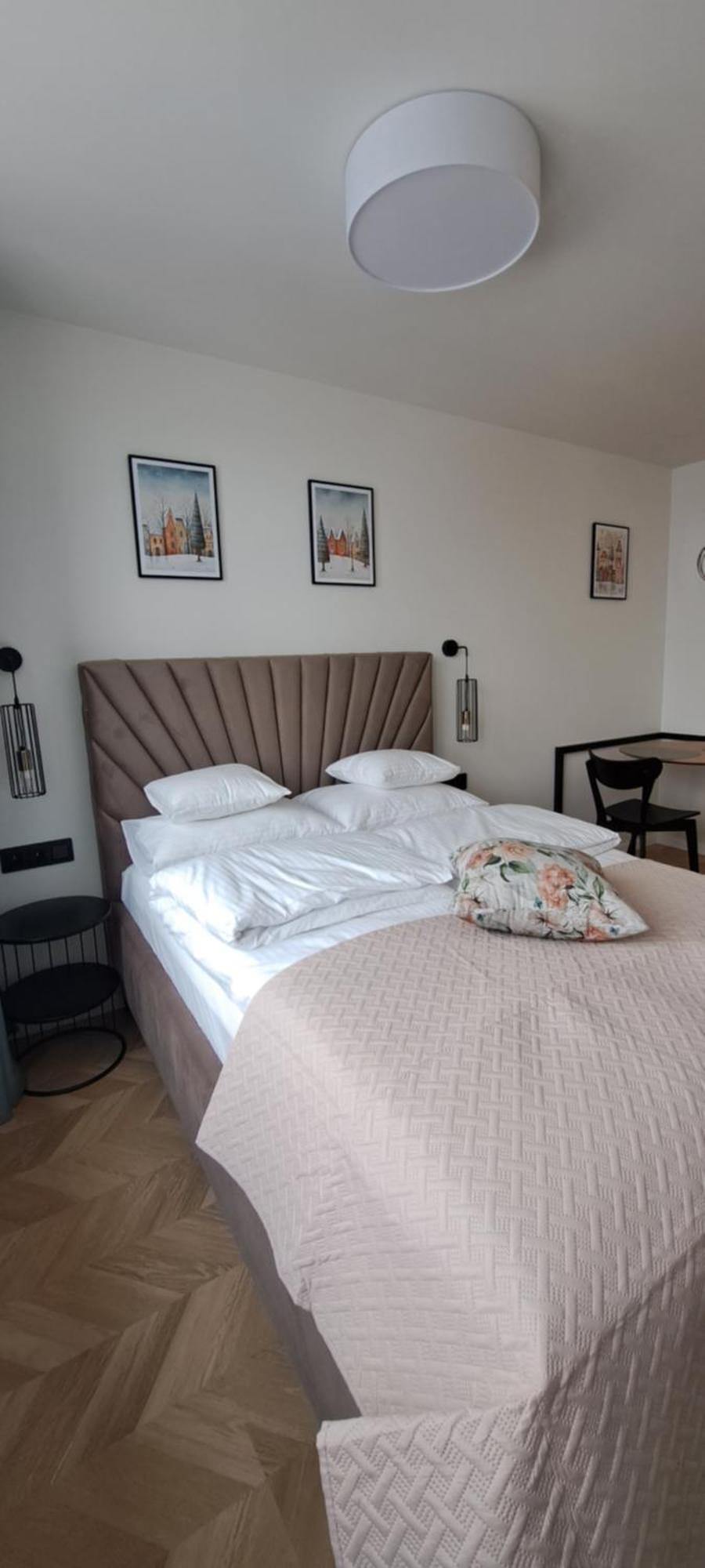 Falcon Apartment Center 4 Metro Swietokrzyska وارسو المظهر الخارجي الصورة