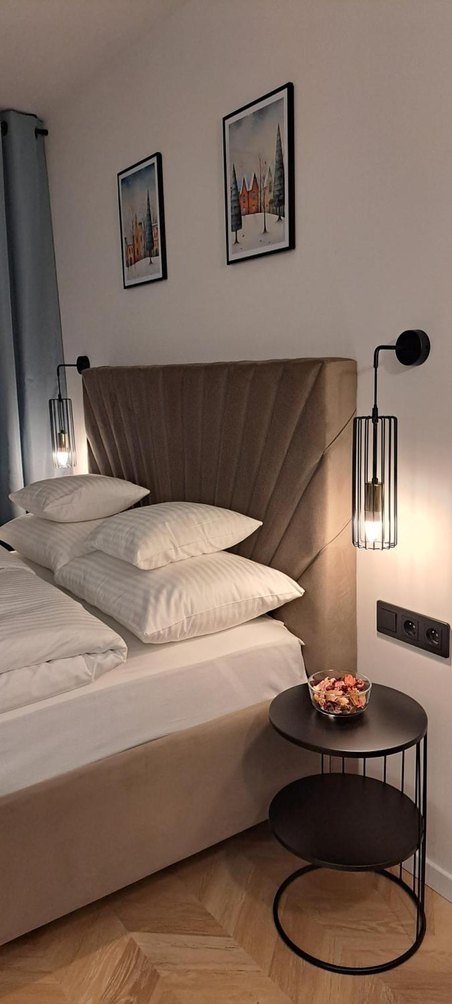 Falcon Apartment Center 4 Metro Swietokrzyska وارسو المظهر الخارجي الصورة