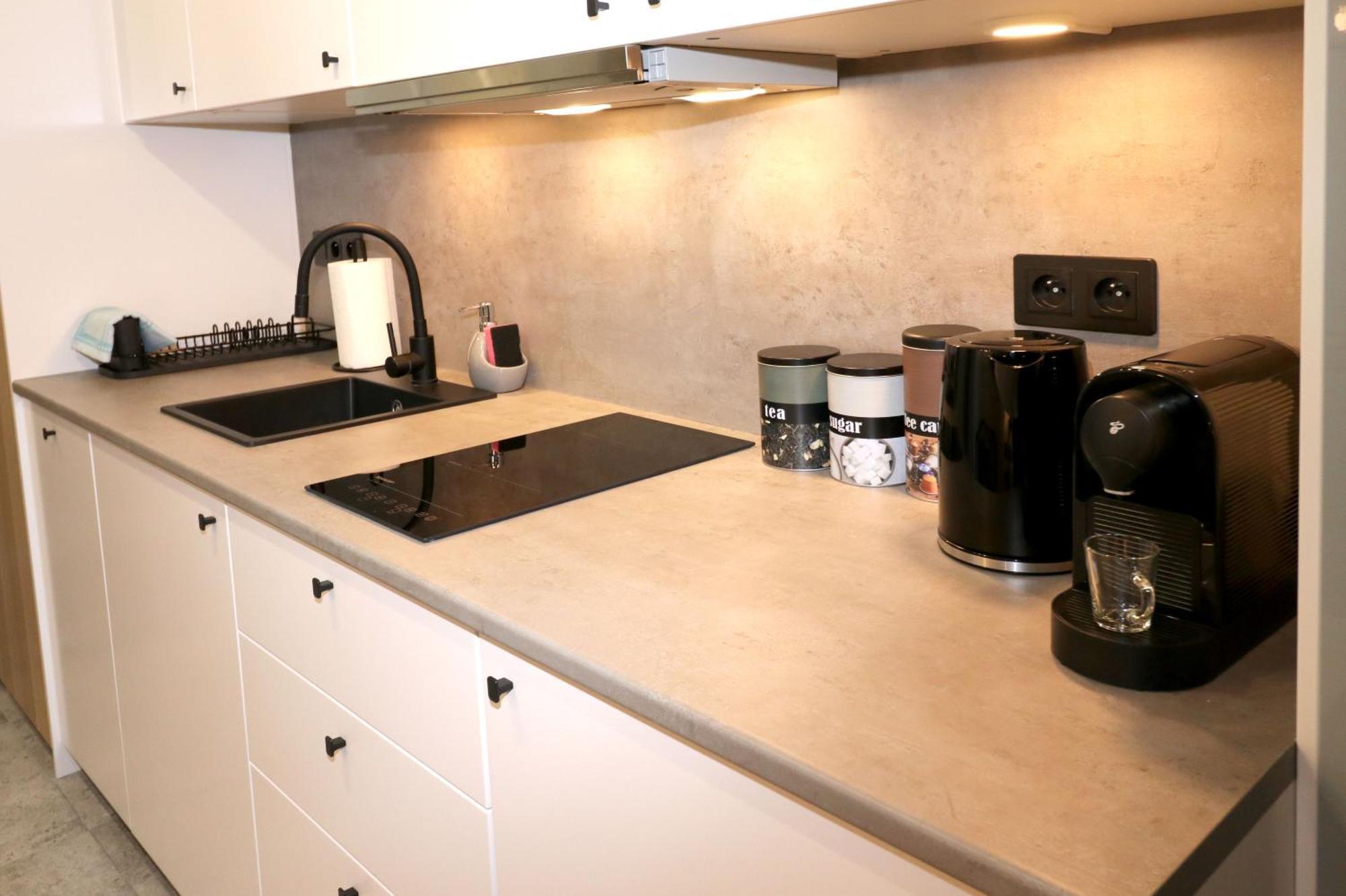 Falcon Apartment Center 4 Metro Swietokrzyska وارسو المظهر الخارجي الصورة
