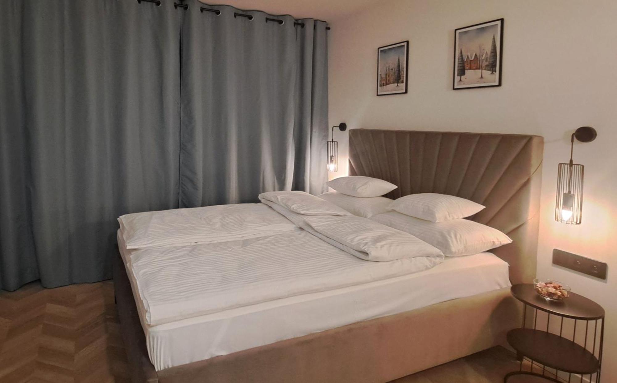 Falcon Apartment Center 4 Metro Swietokrzyska وارسو المظهر الخارجي الصورة